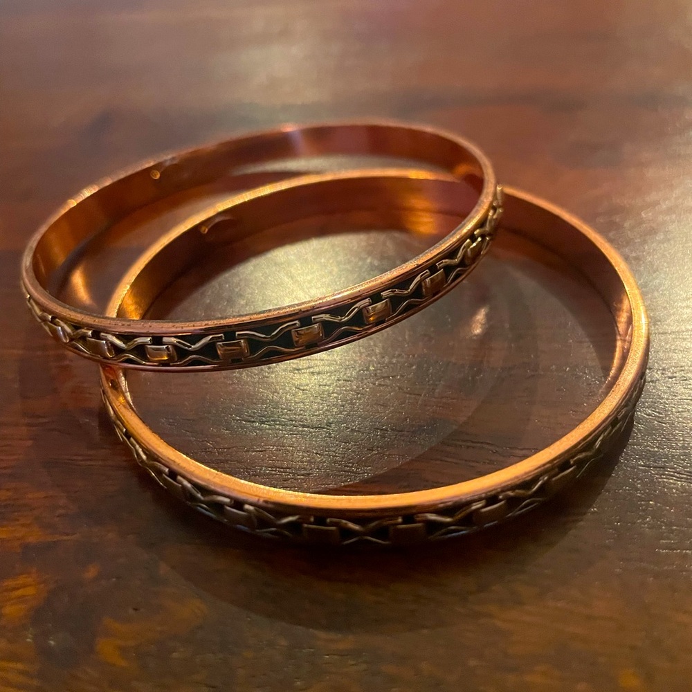 Renoir Copper and Brass Chain Link Design Bangle Bracelet